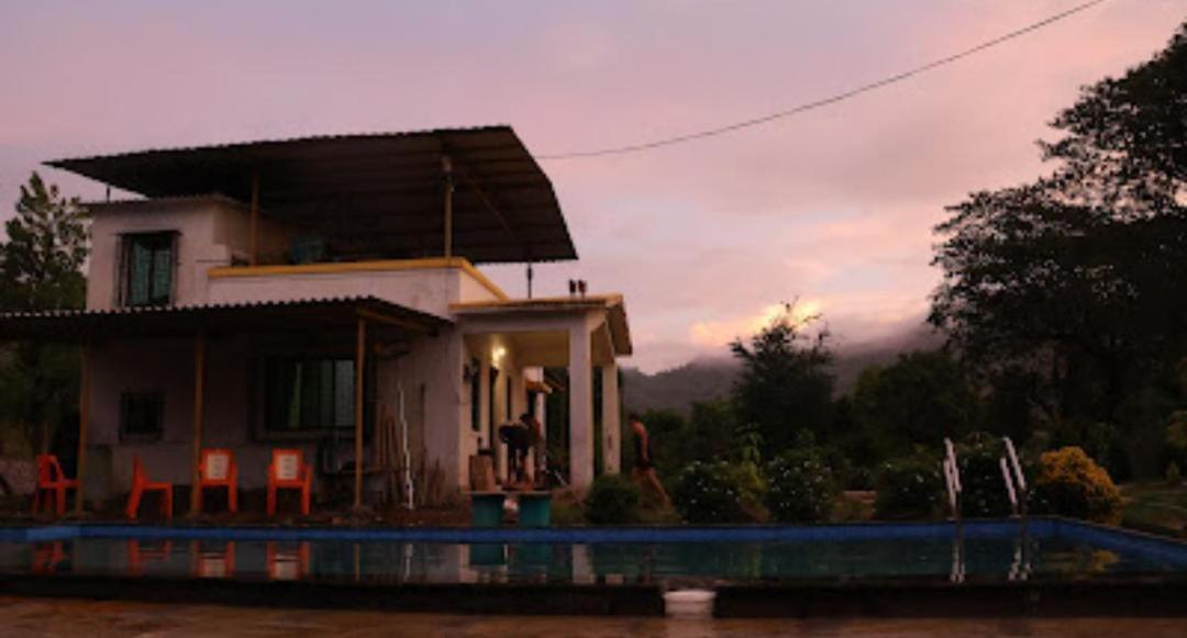 Chaitanya Farms Karjat Buitenkant foto